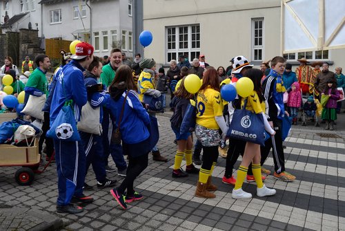 ... in die völlige Lachekstase treibt ... in die völlige Lachekstase treibt
