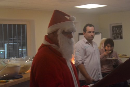 Neben den Geschenken wusste der Nikolaus auch mit humorvollen Gedichten zu überzeugen