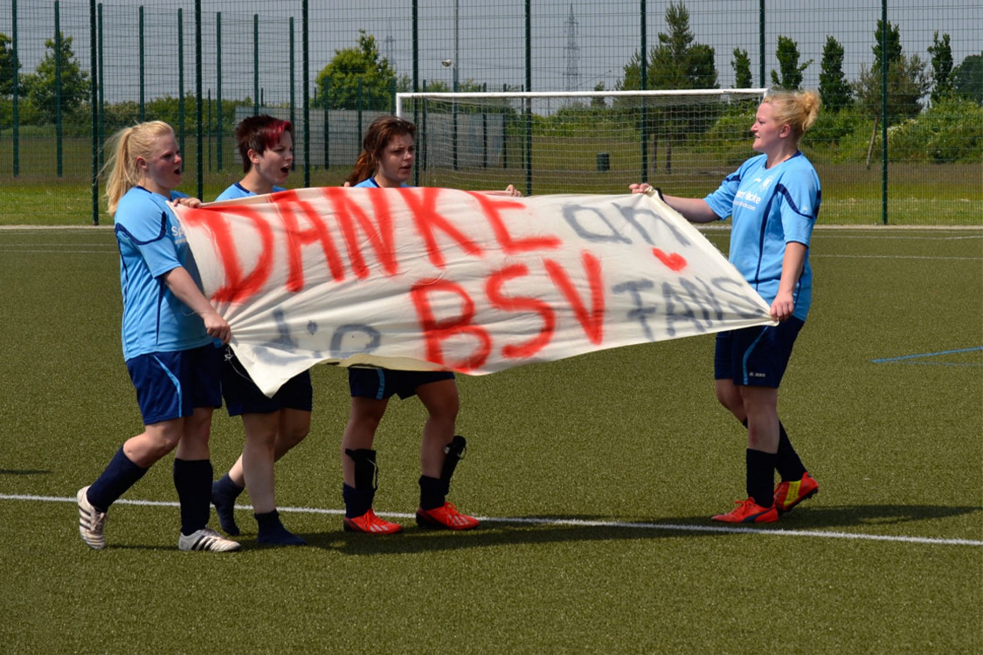 Durch die Entscheidung am grünen Tisch spielen die Damen auch im kommenden Jahr Bezirksliga