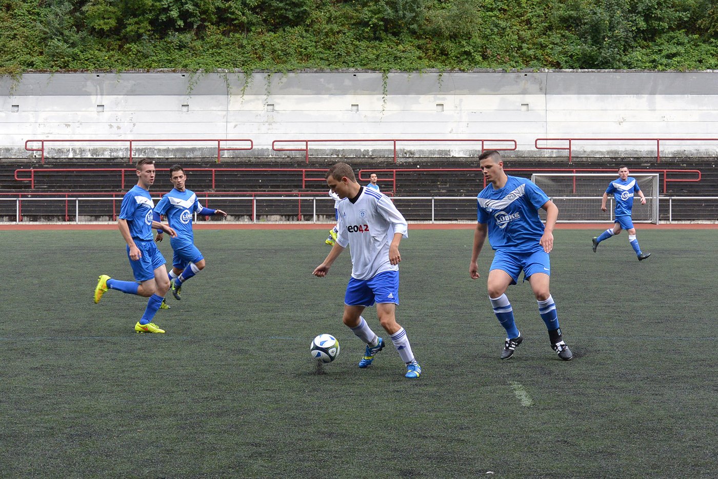 Unsere Erste zeigte ein gutes Spiel und gewann verdient mit 4:2 gegen den 1. FC Gummersbach