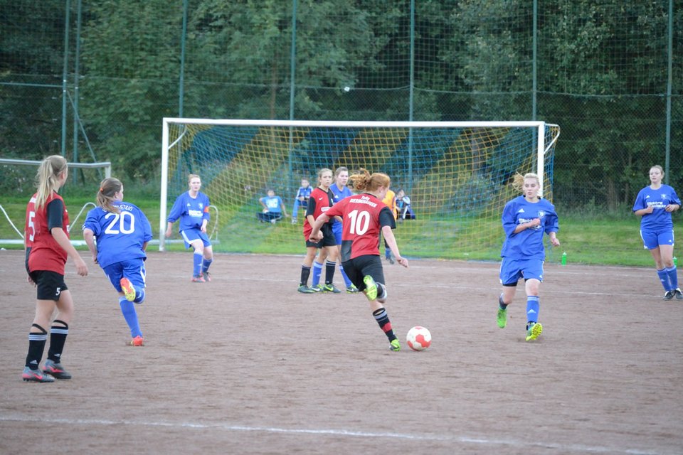 Verzweifelte Schüsse aus der Distanz: Ausnahmekönnerin Paulina war komplett aus dem Spiel