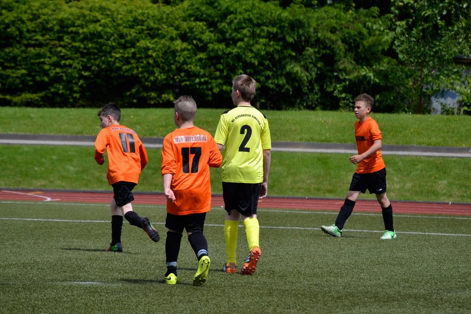 Die U13 war ihrem Gegner oft nicht nur nummerisch überlegen Die U13 war ihrem Gegner oft nicht nur nummerisch überlegen