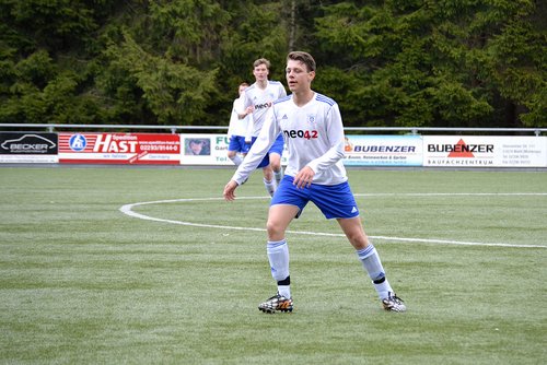 Heimlicher Mann des Spiels: Manuel Holtz spielte viele kluge Pässe und machte eine starke Partie Heimlicher Mann des Spiels: Manuel Holtz spielte viele kluge Pässe und machte eine starke Partie