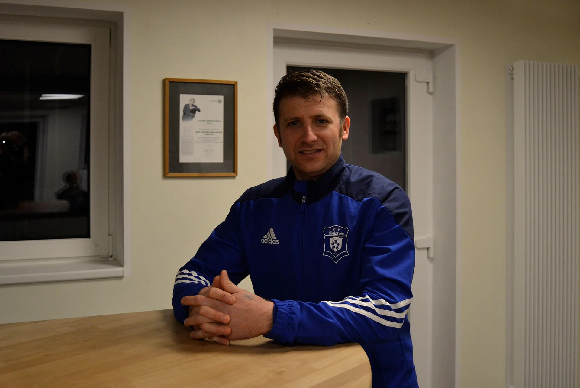 Cristian Dickstefes im Vereinshaus des BSV Bielstein