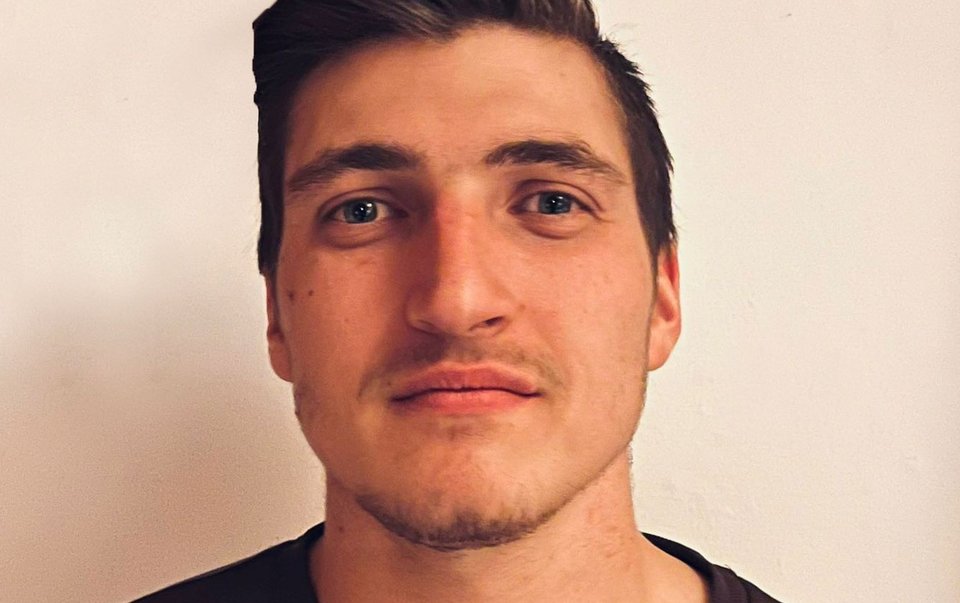 Florian Nitt wechselt von der DJK Gummersbach nach Bielstein Florian Nitt wechselt von der DJK Gummersbach nach Bielstein
