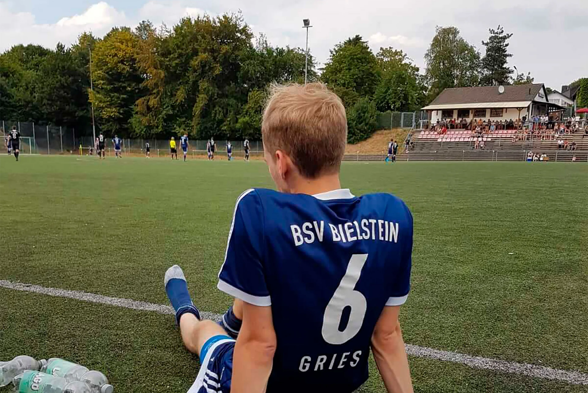 Verdient, aber um zwei bis drei Tore zu hoch muss sich unsere Erste Herren dem Favoriten aus Wiehl geschlagen geben