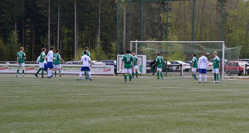 ... zum 5:1 ins Netz ... zum 5:1 ins Netz