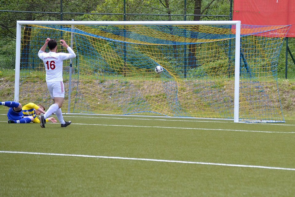 ... zur zwischenzeitlichen 1:0 Führung