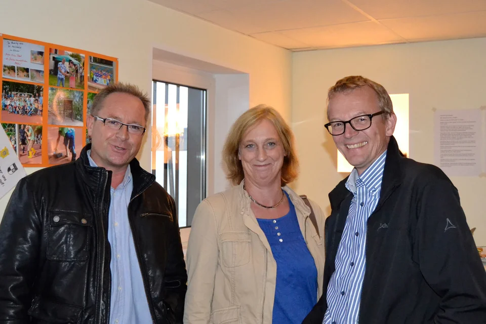 Erinnerungsfoto: Stefan Kapp mit einem Sponsor und seiner Ehefrau Erinnerungsfoto: Stefan Kapp mit einem Sponsor und seiner Ehefrau