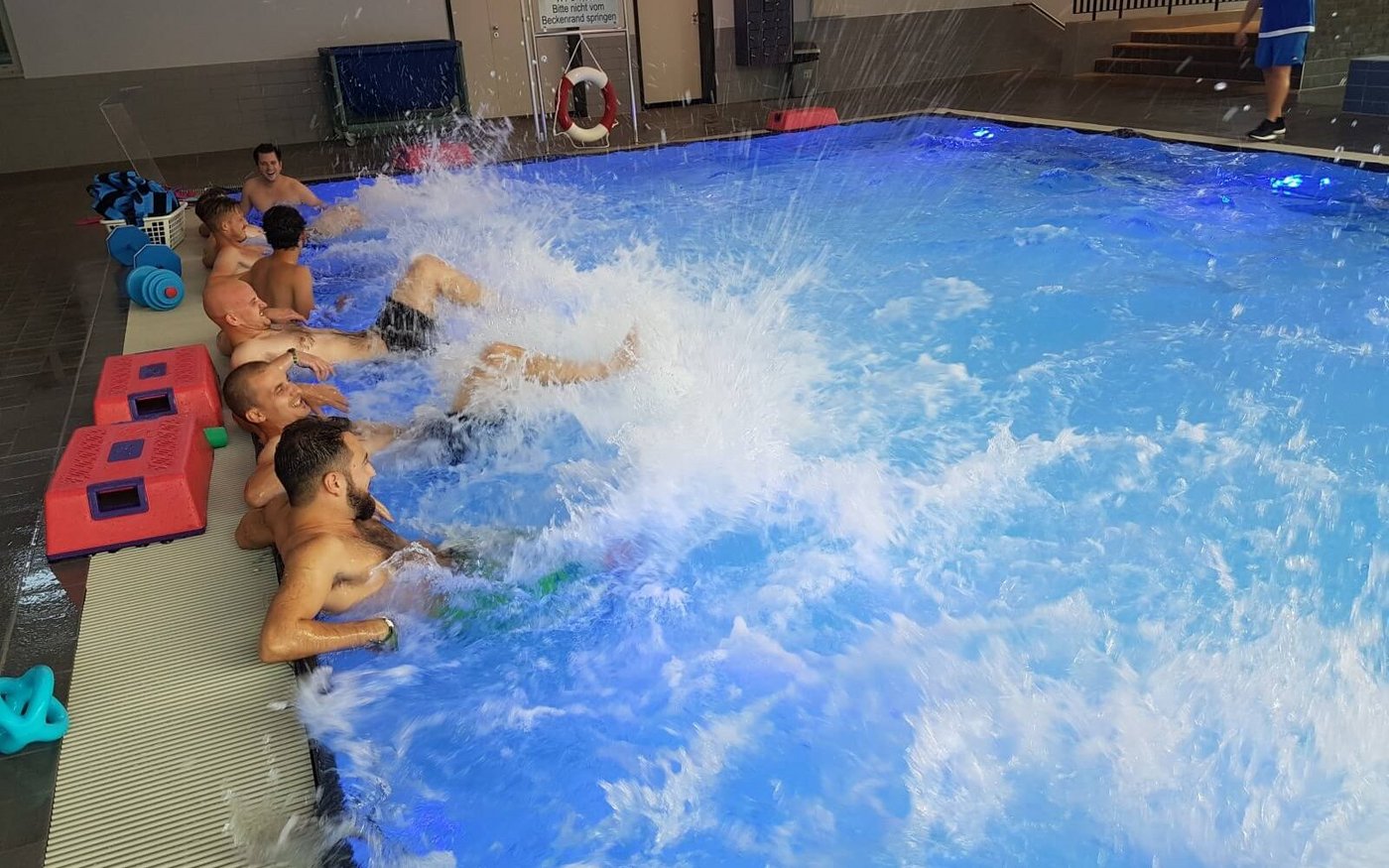 Nasse Angelegenheit in der Vorbereitung: Aquafitness