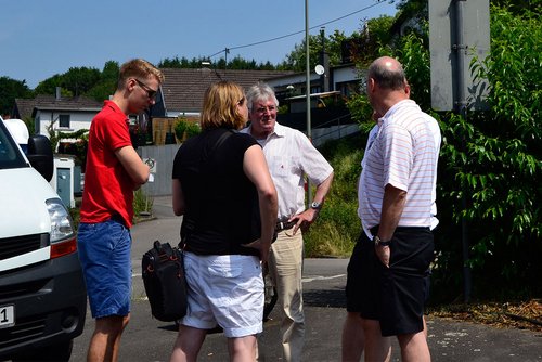 Ab 12 Uhr trudelten die ersten Presse- und Verbandsvertreter ein Ab 12 Uhr trudelten die ersten Presse- und Verbandsvertreter ein