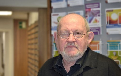 Hans-Georg Bauer ist Inhaber der Adler-Apotheke und Vorsitzender des Heimatvereins Bielstein