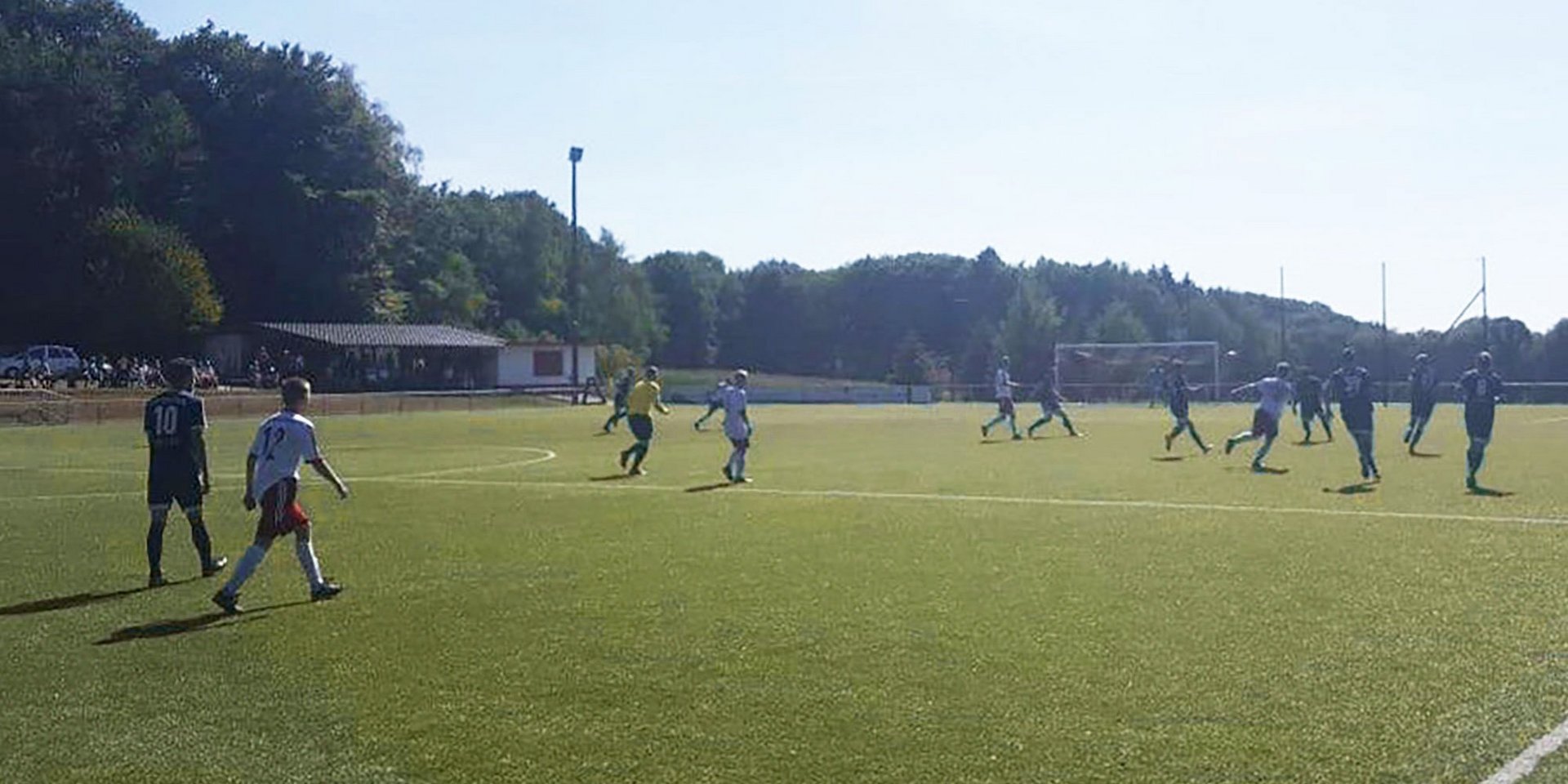 Ausgeglichenes Spiel: Unsere Jungs lieferten sich mit den Rossenbachern ein packendes Duell