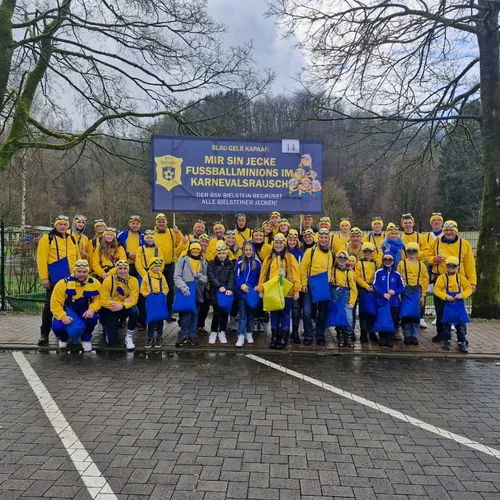 Jecke Fußballminions im Karnevalsrausch - unsere Teilnehmer beim Bielsteiner Rosenmontagszug 2024