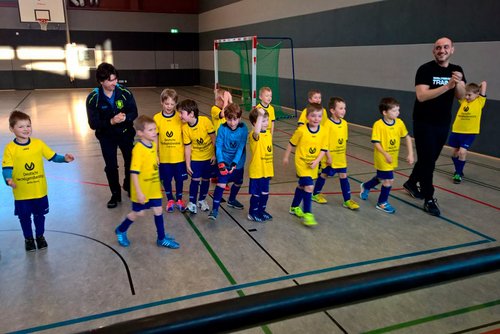 Verdienter Applaus: die Kinder jubeln ihren Eltern zu