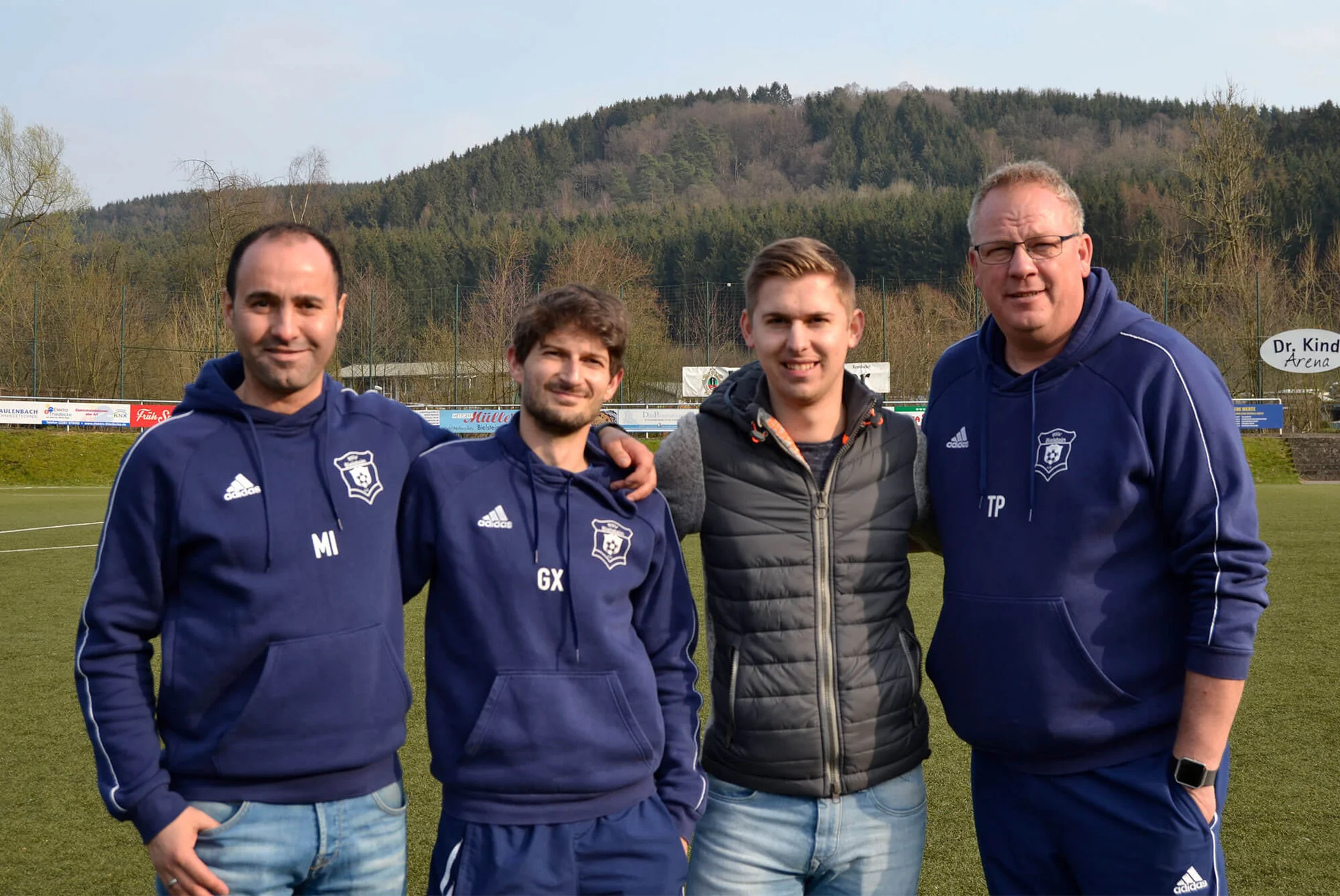 Daniel Fey (2.v.r.) wird ein Bielsteiner Jung