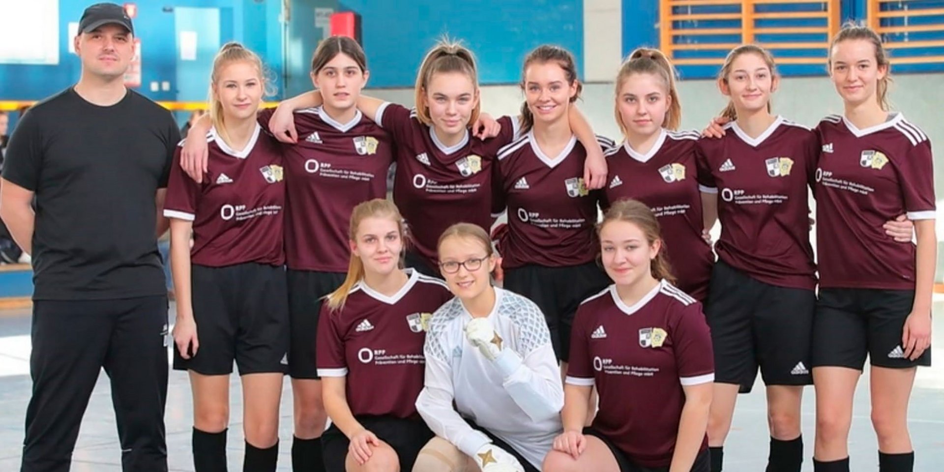 Unsere U17 Juniorinnen bei der Hallenkreismeisterschaft in Eckenhagen