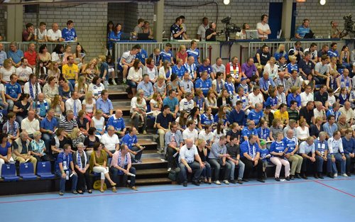 Lautstark: die Fans des VfL Gummersbach