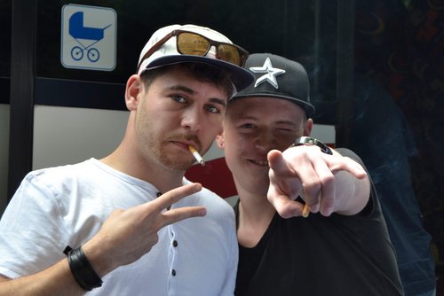 David Kaune und Thomas Ren posieren für die Kamera David Kaune und Thomas Ren posieren für die Kamera