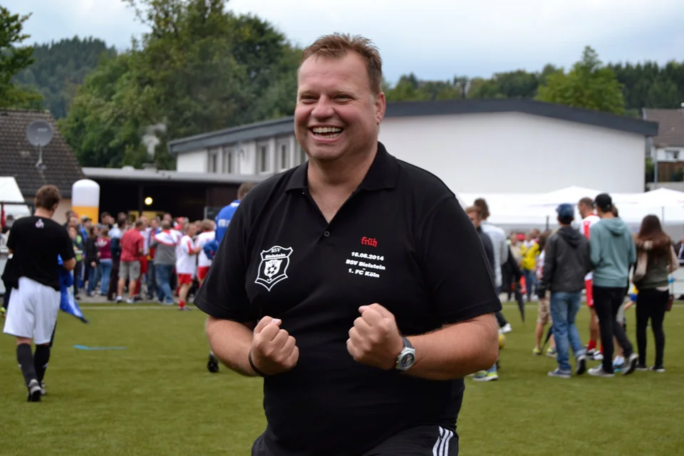 Rundum zufrieden: Thomas Tröster sah eine gute Leistung seiner Mannschaft Rundum zufrieden: Thomas Tröster sah eine gute Leistung seiner Mannschaft