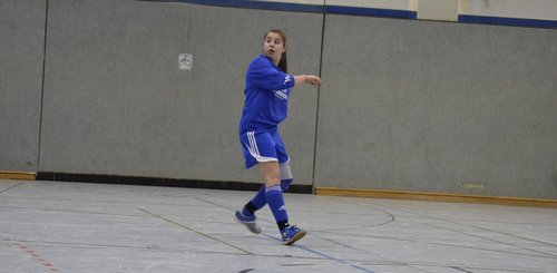 Annalena Müllenmeister guckt ihrem Schuss hinterher Annalena Müllenmeister guckt ihrem Schuss hinterher