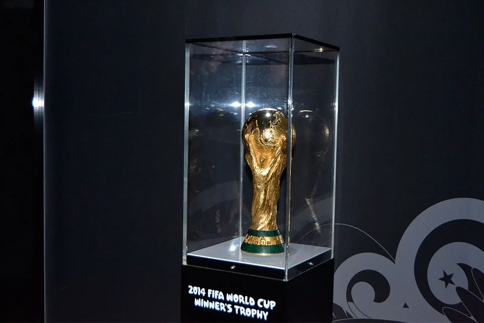 „Da is' das Ding“ - der WM-Pokal zu Gast in Bielstein