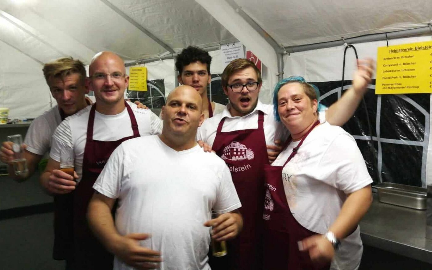 Fürs Weinfest werden wieder sechs bis sieben fleißige Helfer gesucht