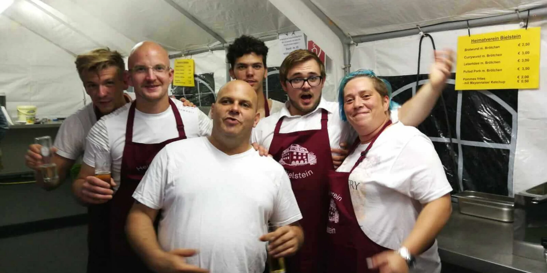 Fürs Weinfest werden wieder sechs bis sieben fleißige Helfer gesucht