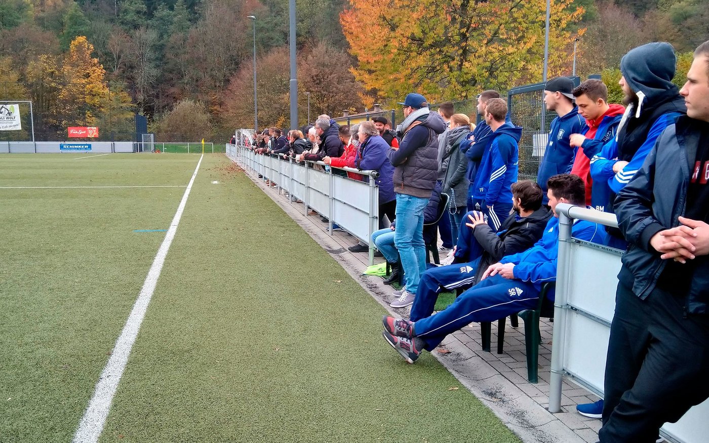 Zahlreiche Zuschauer ließen sich das Derby zwischen Bielstein und Drabenderhöhe nicht entgehen