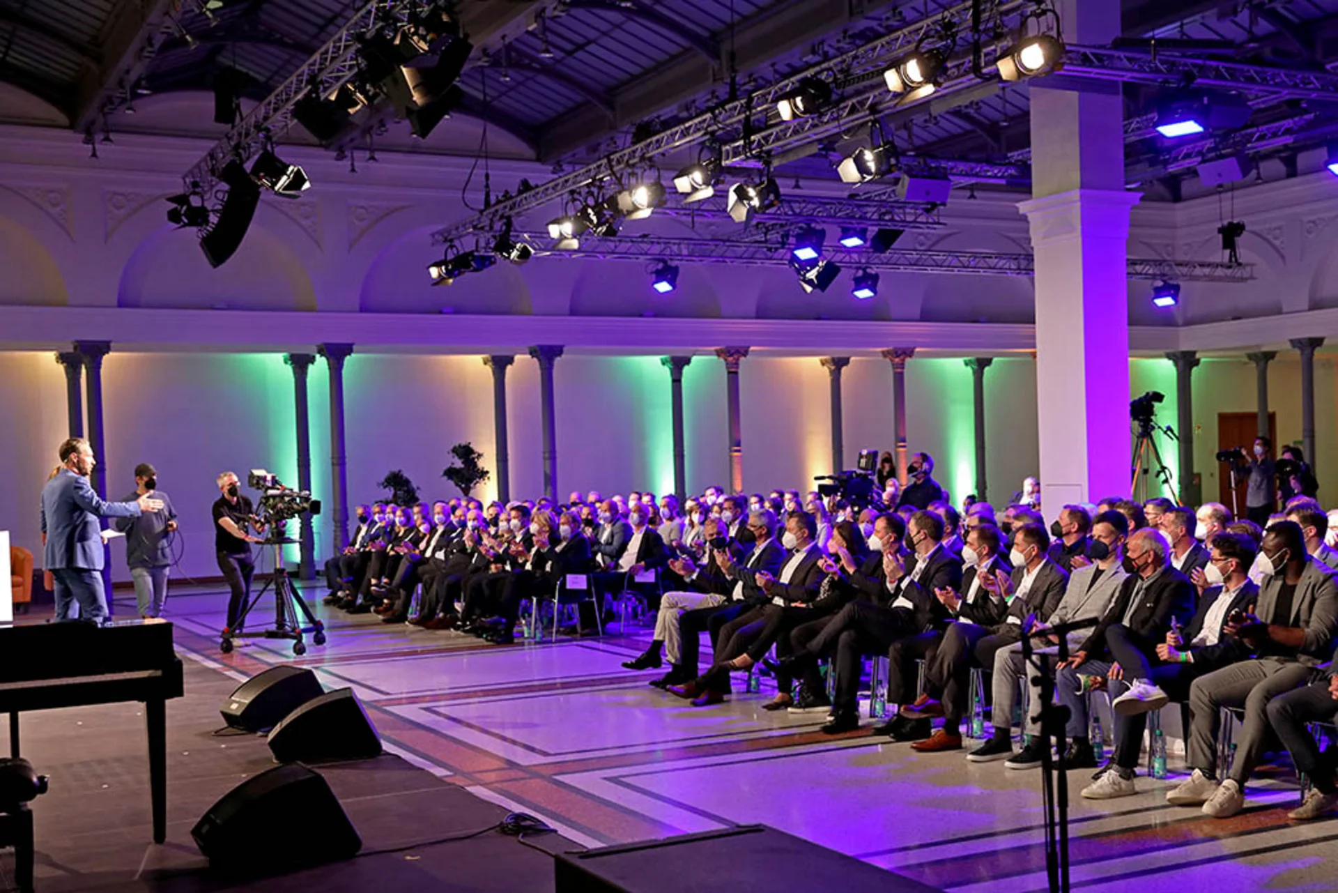 Auf den Verein wartet bei der Sepp-Herberger-Preisverleihung 2022 eine große Gala mit Prominenz aus Politik und Sport (Foto: Carsten Kobow/DFB-Stiftung Sepp Herberger)