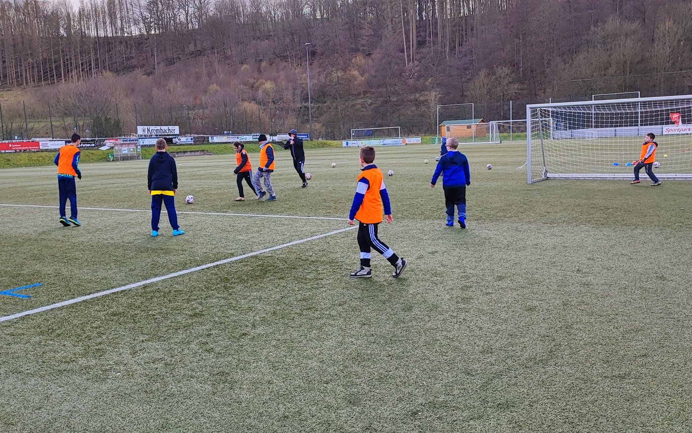Wieder am Start: Unsere Fußballmannschaft für Kinder und Jugendliche mit und ohne Handicap ist aus der Winterpause zurück