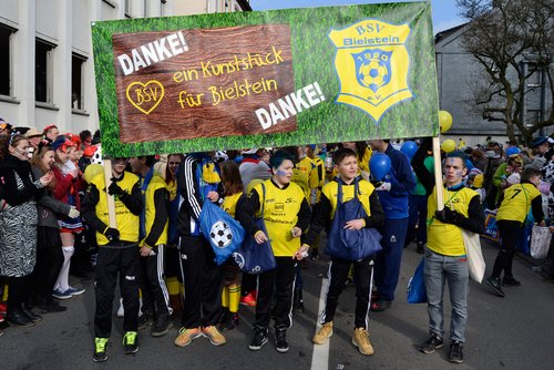 Weiterhin ohne Anzeichen von Schwäche: Lukas Burkhardt und Sven Sadowski ging erst in der Pause die Puste aus Weiterhin ohne Anzeichen von Schwäche: Lukas Burkhardt und Sven Sadowski ging erst in der Pause die Puste aus