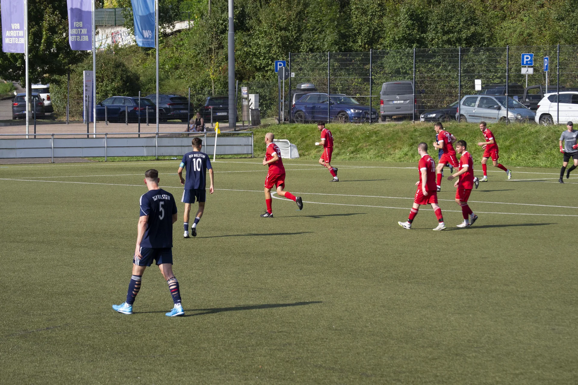 Unsere Erste Herren tat sich gegen clever verteidigende Gäste extrem schwer