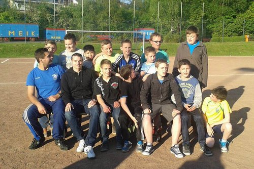 Die U13 und U15 feierten zusammen nach dem Spiel der U13 gegen Wildbergerhütte-Odenspiel