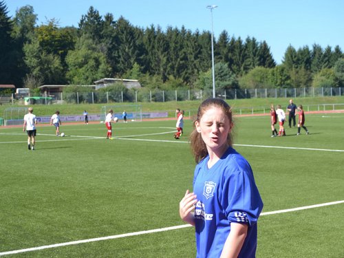 Ätsch: Vivian trickst die Kamera aus Ätsch: Vivian trickst die Kamera aus