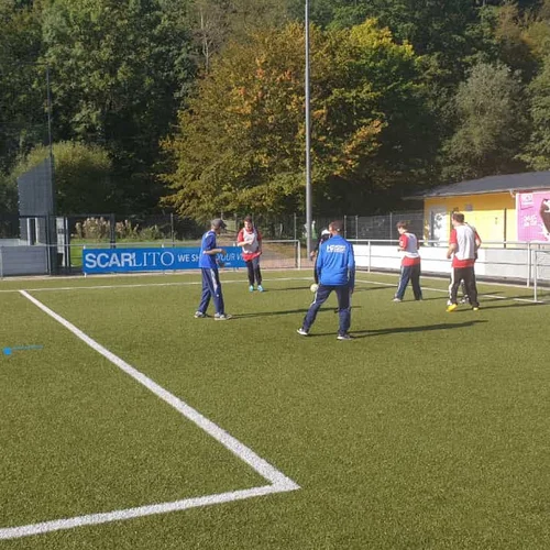Die erste Trainingseinheit: Am heutigen Samstag fand die erste Trainingseinheit unserer neuen HANDICAP-Mannschaft unter der Leitung von Trainer Mohamed Rezgui statt