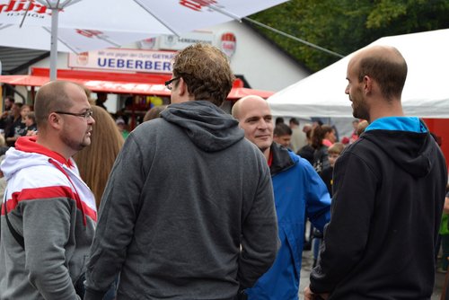 Nette Unterhaltung: Alexander Pethe, Elmar Theis, Kai Pickhardt und Bastian Klees im Gespräch Nette Unterhaltung: Alexander Pethe, Elmar Theis, Kai Pickhardt und Bastian Klees im Gespräch