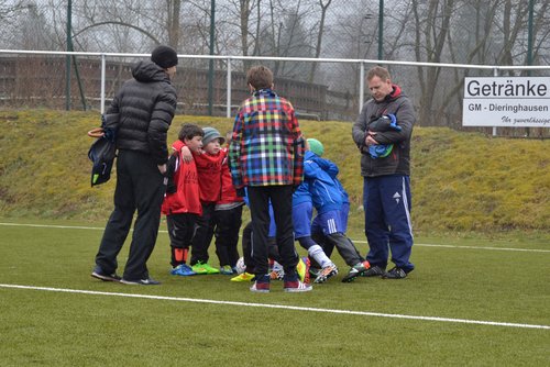 ... geben beim Sportsgruß alles