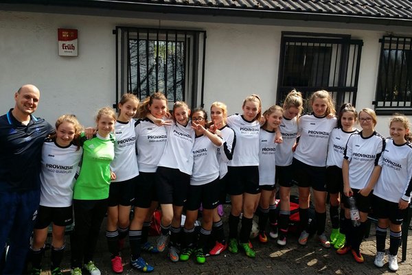 U15 Juniorinnen (Bezirksliga): Hart erkämpfter Erfolg über Köln